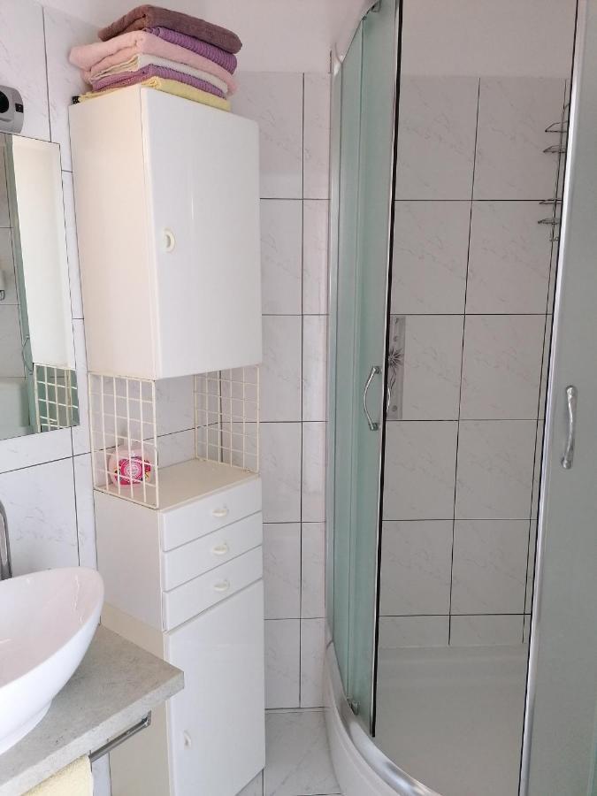 Apartment Halugica Kali Zewnętrze zdjęcie